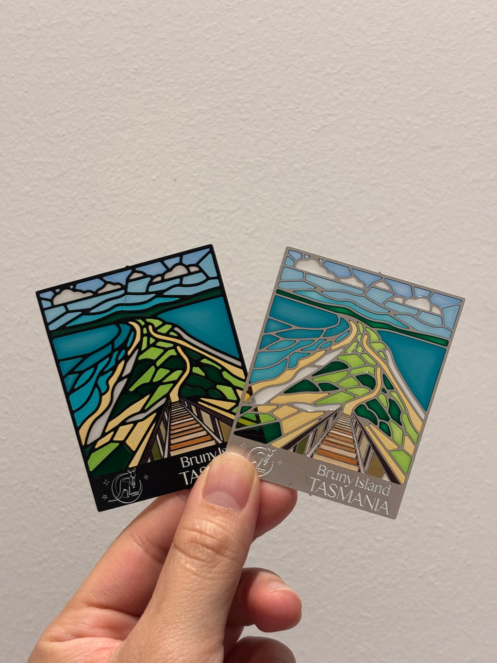 TAS BRUNY Island METAL MAGNET & BOOKMARK – STAINED GLASS