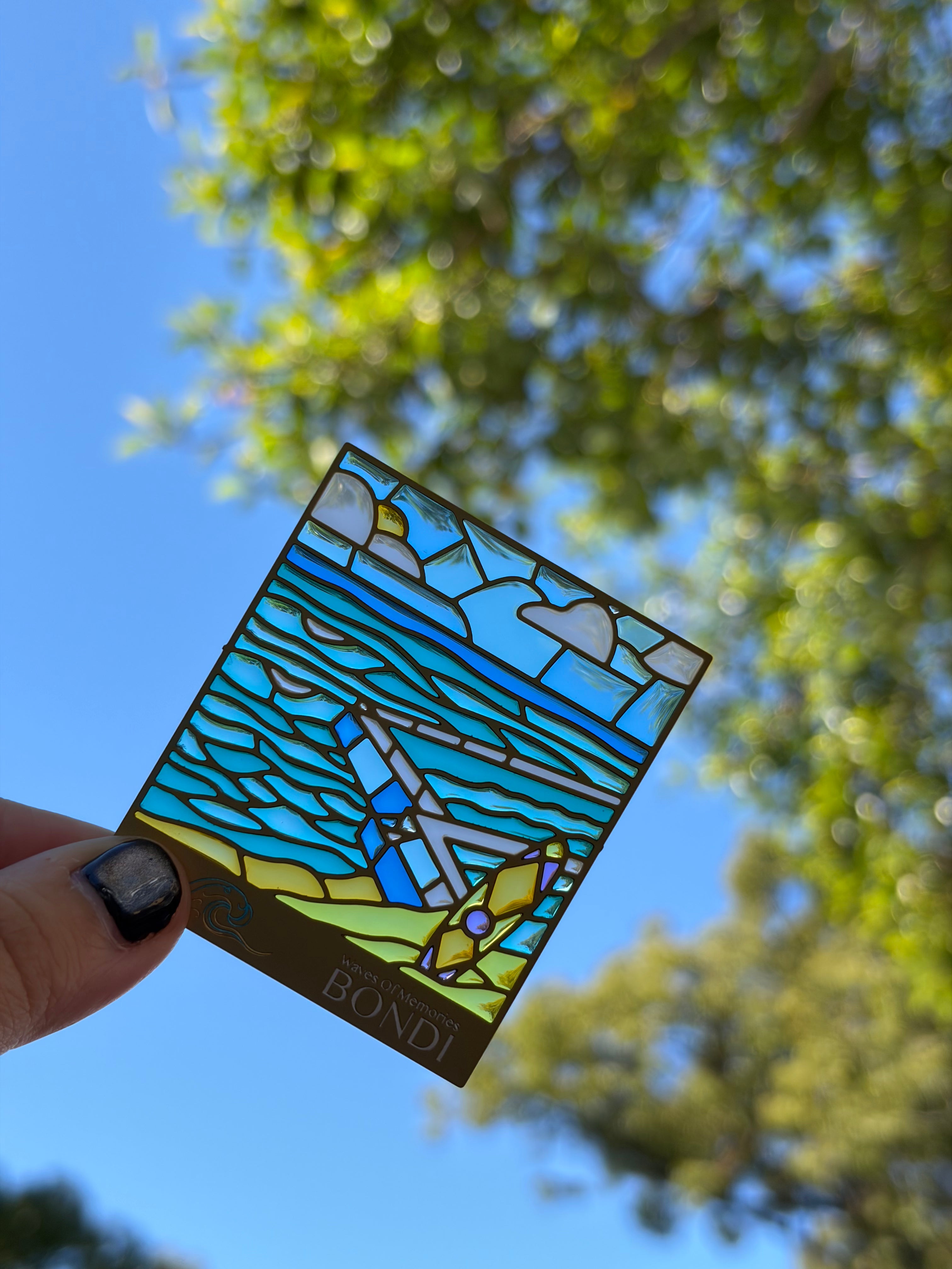 Bondi Beach (Black/Silver) Metal Magnet & Bookmark – Stained Glass Moonlight Souvenir | Black or Silver Frame