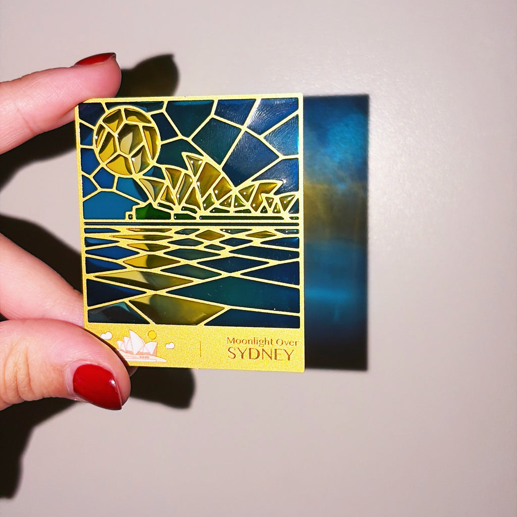 SYD Opera House (GOLD/SILVER) Metal Magnet & Bookmark – Stained Glass Moonlight Souvenir | Gold or Silver Frame